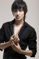/album/fotogaleria/lee-min-ho-jpg/